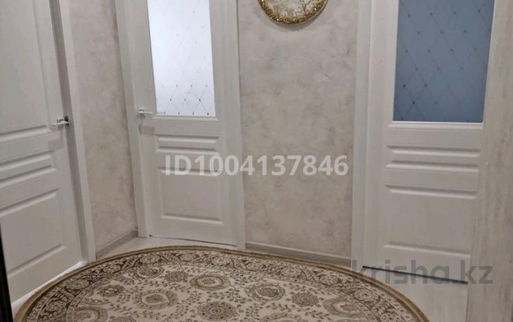 3-комнатная квартира · 63.2 м² · 3/5 этаж, Деева 13 — 8 школа за 22 млн ₸ в Жезказгане — фото 3