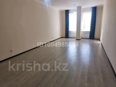 Свободное назначение, офисы, магазины и бутики, склады, салоны красоты, сельское хозяйство, бани, гостиницы и зоны отдыха, фитнес и спорт, медцентры и аптеки, образование, развлечения, конференц-залы, кабинеты и рабочие места, студии · 50 м² за 120 000 〒 в Астане, Алматы р-н