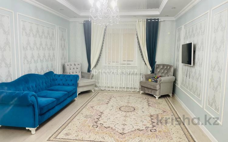 Отдельный дом · 5 комнат · 190 м² · 10 сот., мкр Ракуша, Нугманова 5 за 45 млн ₸ в Атырау — фото 2