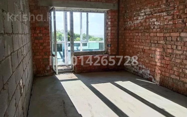 1-бөлмелі пәтер · 48.9 м² · 2/4 қабат, Набережная, бағасы: ~ 20.2 млн ₸ в Петропавловске — фото 2