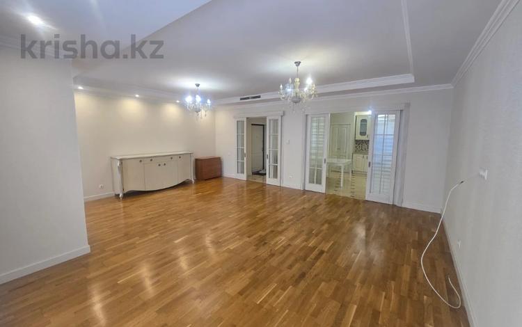 3-бөлмелі пәтер · 126 м² · 4/8 қабат, мкр. Мирас 157, бағасы: 139 млн ₸ в Алматы, Бостандыкский р-н — фото 2