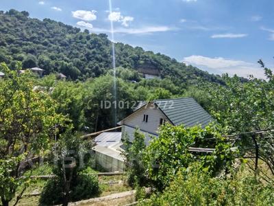 Отдельный дом · 3 комнаты · 160 м² · 7 сот., Сарсенбаева 119 за 108 млн ₸ в Алматы, Медеуский р-н