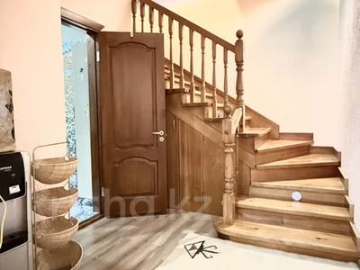 Жеке үй · 4 бөлме · 128 м² · 2 жүзд., Аскар Тау 100 — Арайлы, бағасы: 120 млн ₸ в Алматы, Медеуский р-н