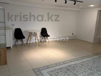 Офисы, магазины и бутики, склады · 43.5 м² за 18.5 млн ₸ в Астане, Есильский р-н