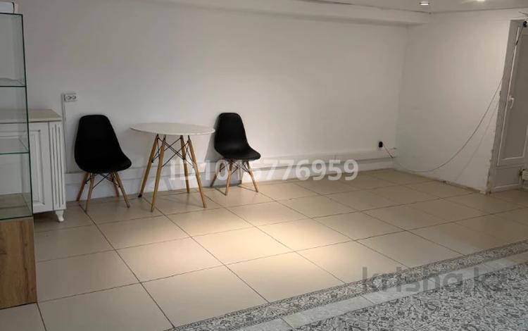 Офисы, магазины и бутики, склады · 43.5 м² за 18.5 млн ₸ в Астане, Есильский р-н — фото 3