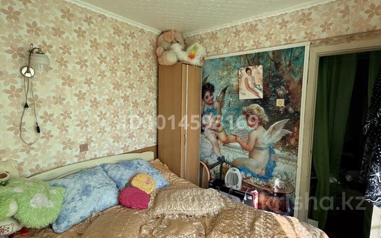 4-бөлмелі пәтер · 60 м² · 3/5 қабат, 3-й микрорайон 33/1, бағасы: 16 млн ₸ в Риддере — фото 2