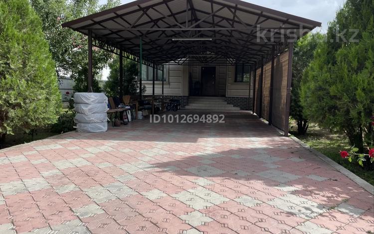 Отдельный дом · 4 комнаты · 140 м² · 8 сот., Переулок Бурабай 16 — Возле авто парка за 77 млн ₸ в Каскелене — фото 2