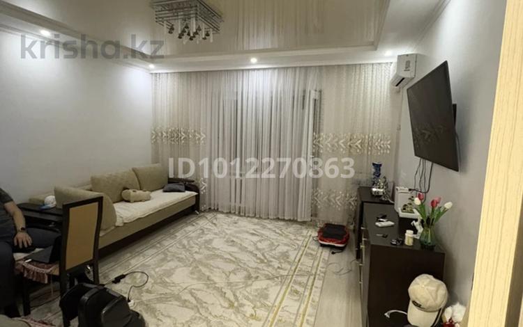 3-бөлмелі пәтер · 70 м² · 2/5 қабат, Есенберлина 35 А, бағасы: 31 млн ₸ в Жезказгане — фото 2
