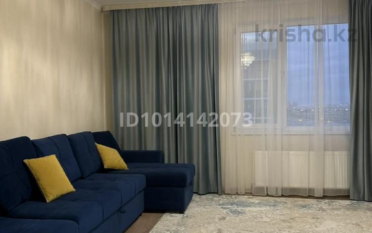 3-комнатная квартира · 95 м² · 5/9 этаж, Е-117 39 за 300 000 ₸ в Астане, Есильский р-н — фото 2