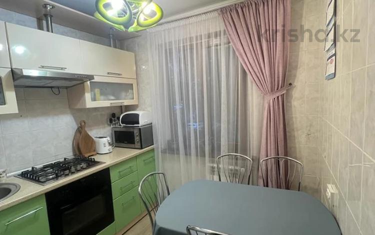 3-комнатная квартира, 60 м², 2/5 этаж, мкр Орбита-1 за 38.5 млн 〒 в Алматы, Бостандыкский р-н — фото 2