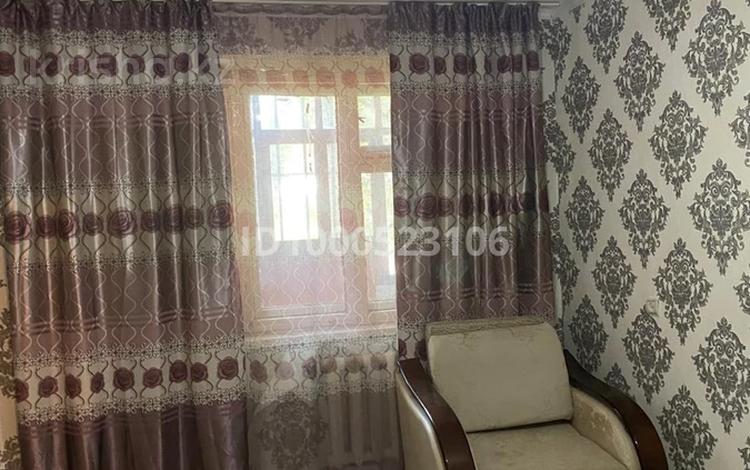 2-комнатная квартира · 54 м² · 1/5 этаж, мкр 5 100/5 — Тургенева 100/5 за 14 млн ₸ в Актобе — фото 2