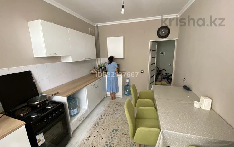 2-комнатная квартира, 62 м², 1/5 этаж, АДС 34 за 18.8 млн 〒 в Туркестане — фото 3