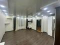 2-комнатная квартира · 74 м² · 5/5 этаж, 29-й мкр, 29-ш/а. — Рядом Мобильный рай, Акмаржан, 28 школа. Сары базар, Олжа, Аккаламол, Метрополис, Аман супермаркет, Дина гипермаркет. 5 этаж. 2 комнатный за 130 000 ₸ в Актау — фото 2