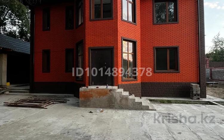 Отдельный дом · 6 комнат · 250 м² · 11 сот., Самал 1 за 82 млн ₸ в Долане — фото 2