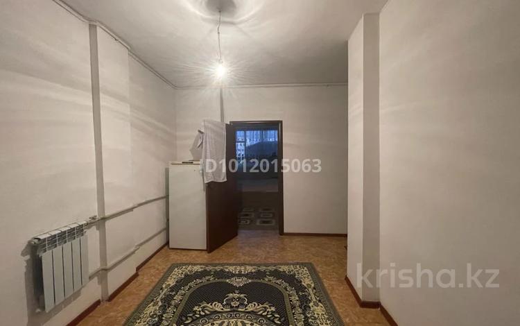3-бөлмелі пәтер · 113 м² · 1/5 қабат, Байтерек ш/а. 10а — городской больницы, бағасы: 35 млн ₸ в Таразе, мкр Байтерек — фото 2
