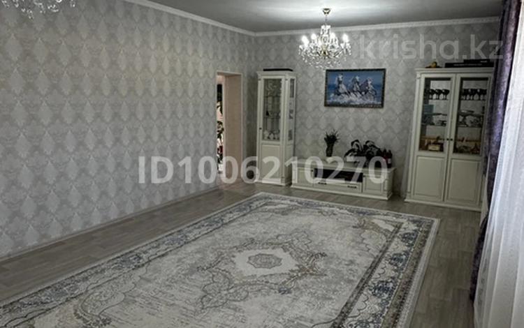 Жеке үй · 4 бөлме · 250 м² · 100 жүзд., Қараған босаға 172 — Рахат 3-25-172, бағасы: 17 млн ₸ в Жанаозен — фото 19