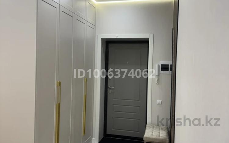 2-бөлмелі пәтер · 88 м² · 4/5 қабат, мкр. Алтын орда, Алтын орда 19Л 1, бағасы: 36.5 млн ₸ в Актобе — фото 2