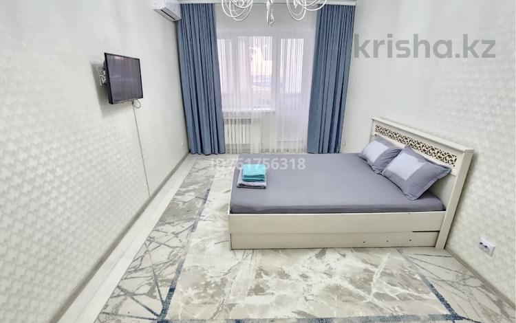 1-комнатная квартира · 44 м² · 2/5 этаж, Айтбаева 31 — Центр за 10 000 〒 в  — фото 2