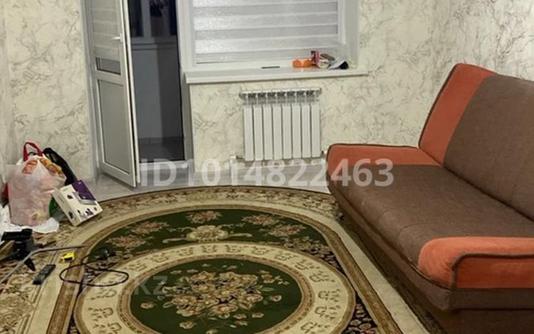 1-комнатная квартира · 48 м² · 4/6 этаж, Демократическая за 130 000 ₸ в Уральске — фото 2