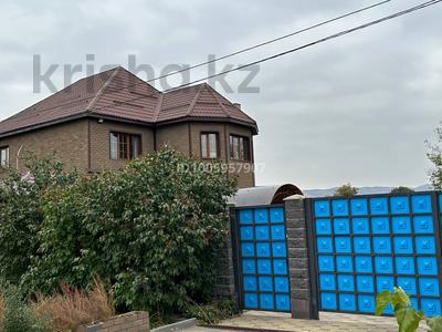 Отдельный дом · 12 комнат · 365 м² · 13 сот., Избакиева — Талгар , Рядом горы, Стадион Кфф, Барон завод за 270 млн 〒