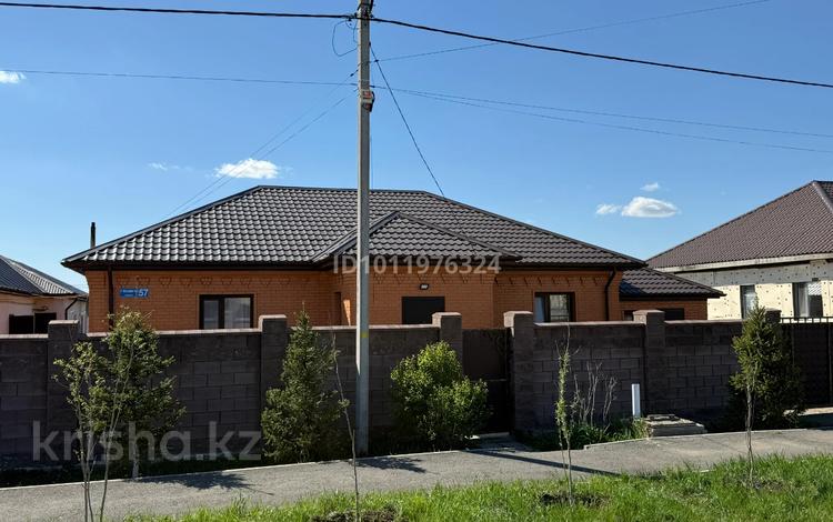 Отдельный дом · 4 комнаты · 130 м² · 10 сот., Мусрепова 57 за 77 млн ₸ в Караоткеле — фото 2