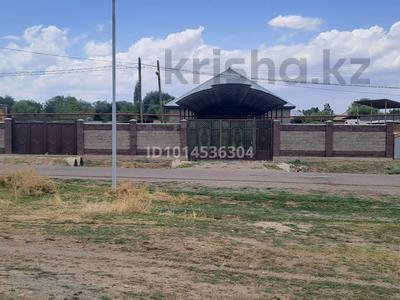 Отдельный дом · 8 комнат · 180 м² · 15 сот., Көкдөнен ауылы Сулейменов көшесі 1В за 30 млн ₸ в Кулане