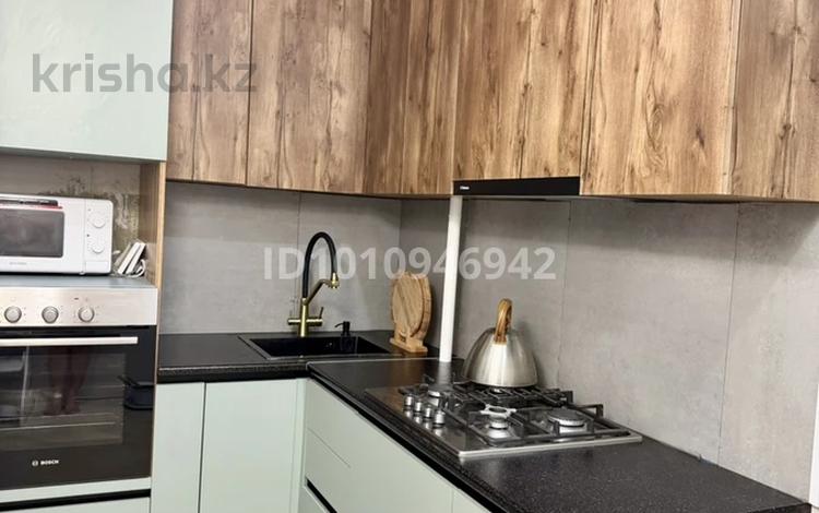 1-бөлмелі пәтер · 34 м² · 8/9 қабат, 4 мкр 11 — Трнава, бағасы: 18.2 млн ₸ в Аксае — фото 2
