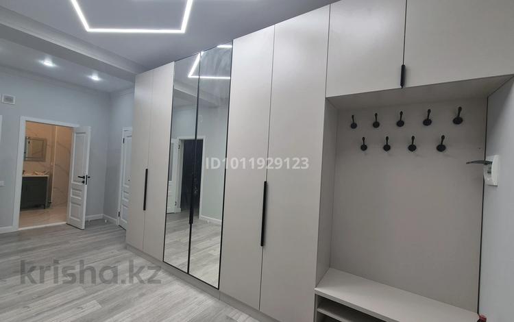 3-бөлмелі пәтер · 110 м² · 4/5 қабат, ул. Александра Пушкина 157, бағасы: 350 000 ₸ в Таразе — фото 2