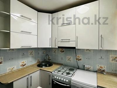 3-комнатная квартира · 63 м² · 1/5 этаж, проспект Абая за 12 млн 〒 в Шахтинске