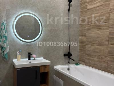 2-комнатная квартира · 62 м² · 8/12 этаж, Кенен Азербаев 37/1, 42/1 — Ракымжан Кошкарбаев за 260 000 〒 в Астане, Сарайшык р-н