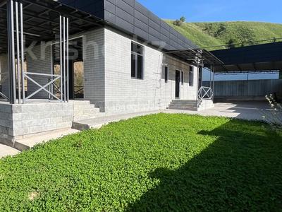 Продажа домов и дачи в Алматы: Отдельный дом · 4 комнаты · 112 м² · 8 сот., мкр Думан-1, Акмешит 78 — Акмешит за 59.5 млн 〒 Отдельный дом · 4 комнаты · 112 м² · 8 сот., мкр Думан-1, Акмешит 78 — Акмешит за 59.5 млн 〒 в Алматы, Медеуский р-н