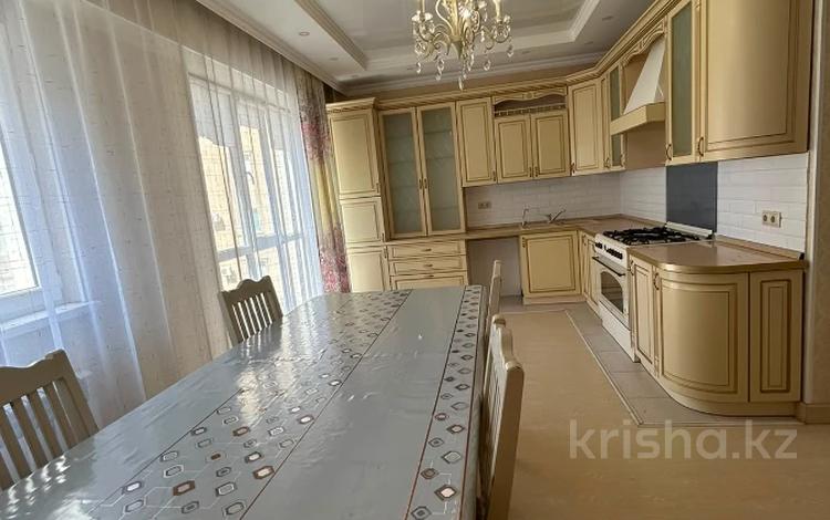 3-бөлмелі пәтер · 122.2 м² · 5/10 қабат, 16-ш/а. 63/2, бағасы: 37.5 млн ₸ в Актау, 16-й мкр  — фото 2