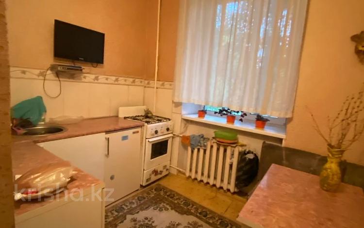 3-комнатная квартира · 63 м² · 2/2 этаж, Сураганова 5 за 16.8 млн ₸ в Павлодаре — фото 2
