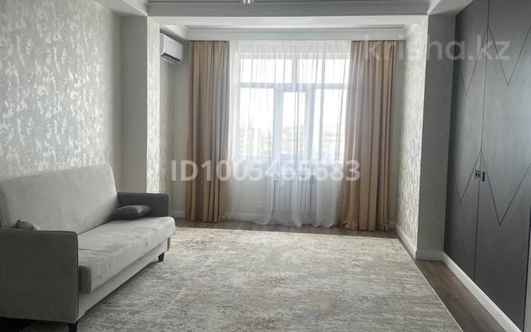 2-комнатная квартира · 83 м² · 9/10 этаж, 17-й мкр 24/1 за 300 000 ₸ в Актау — фото 2