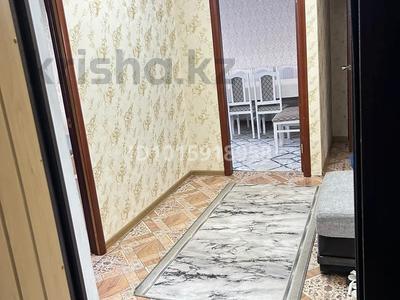 3-бөлмелі пәтер · 65.9 м² · 9/9 қабат, Строитель ш/а. 43, бағасы: 19 млн ₸ в Уральске, мкр Строитель