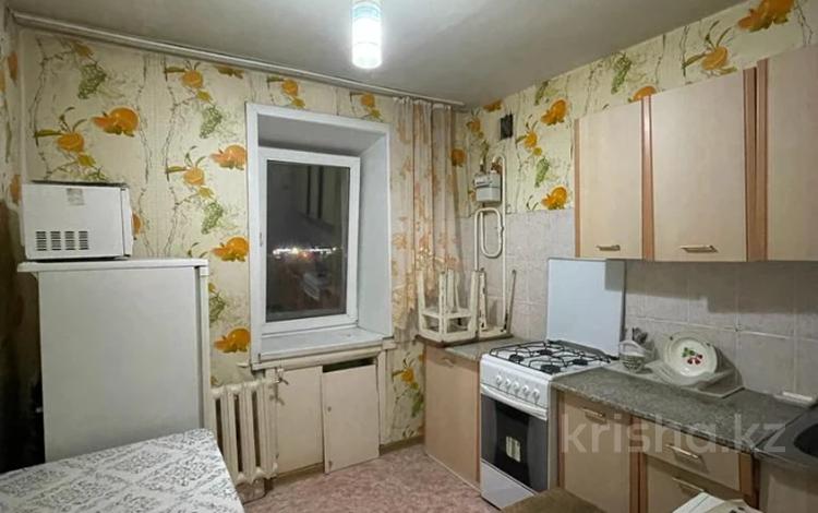 1-комнатная квартира, 33 м², 5/5 этаж, Назарбаева за 10.9 млн 〒 в Петропавловске — фото 2