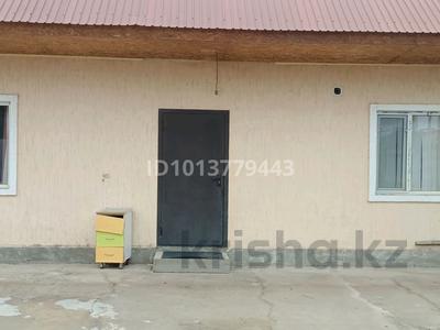 1-бөлмелі пәтер · 40 м² · 1/1 қабат, Бектенбай 30 — Квартира находиться за Рестораном Алтын сарай, бағасы: 80 000 ₸ в Кулане