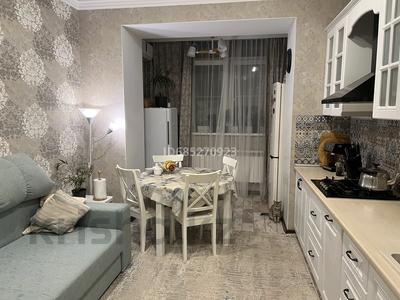 2-бөлмелі пәтер · 80 м² · 6/10 қабат, мкр 8, Газизы Жубановой 146/1 — Газизы Жубановой-Санкибай батыра, бағасы: 40.5 млн ₸ в Актобе