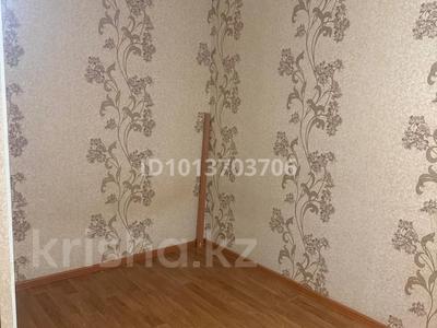 1-комнатная квартира · 32 м² · 2/5 этаж, мкр Акбулак 16 за 85 000 ₸ в Таразе