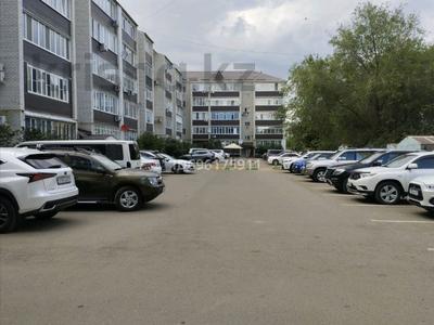 Продажа квартир в Западно-Казахстанской обл.: 3-комнатная квартира · 109 м² · 4/5 этаж, мкр Северо-Восток, Циолковского 2/20 — Мкр Северо-Восток за 37.5 млн 〒 3-комнатная квартира · 109 м² · 4/5 этаж, мкр Северо-Восток, Циолковского 2/20 — Мкр Северо-Восток за 37.5 млн 〒 в Уральске