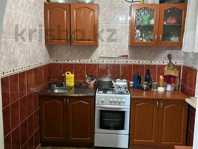 2-комнатная квартира · 45 м² · 3/4 этаж, мкр №8 15 — Абая - Өтеген батыра за 250 000 〒 в Алматы, Ауэзовский р-н