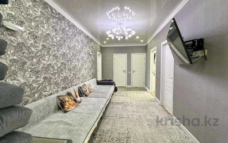 3-комнатная квартира · 103 м² · 4/5 этаж, Бирлик за 45 млн ₸ в Талдыкоргане — фото 10