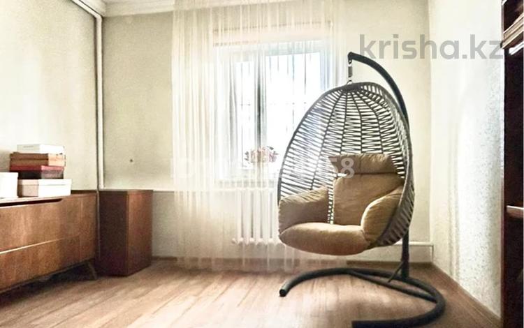 Жеке үй · 3 бөлме · 80 м² · 10 жүзд., 22-шағынаудан, бағасы: 30 млн ₸ в Караганде, Алихана Бокейханова р-н — фото 2