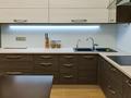 2-комнатная квартира · 77 м² · 2/6 этаж, мкр Коктобе, Сагадат Нурмагамбетова 138/2 за 460 000 ₸ в Алматы, Медеуский р-н — фото 2