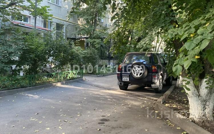 3-комнатная квартира · 75 м² · 2/5 этаж, Жарокова — Уг. Шевченко за 330 000 ₸ в Алматы, Алмалинский р-н — фото 2