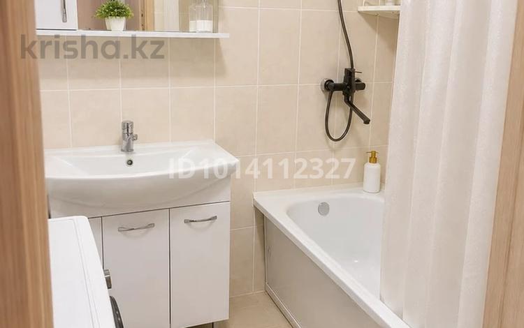 3-бөлмелі пәтер · 75 м² · 7/9 қабат, Береке ш/а. 36 — BMALL и QIWI, бағасы: 29 млн ₸ в Атырау, мкр Береке — фото 2
