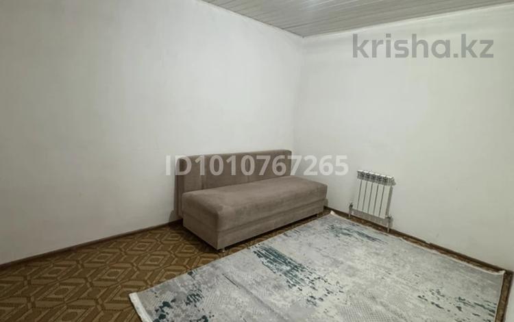 2 бөлме · 30 м² · 2 қабат, Алдаспан 3 — Коктал 1. пересечение Ул. Жанаконыс, бағасы: 100 000 ₸ в Астане, Сарыарка р-н — фото 2