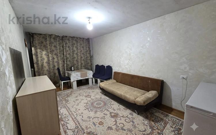 2-бөлмелі пәтер · 43.8 м² · 1/5 қабат, 23-шағынаудан, бағасы: 12 млн ₸ в Караганде, Алихана Бокейханова р-н — фото 2