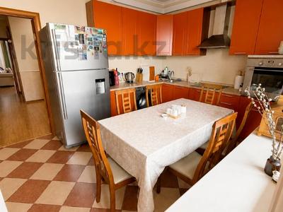 3-комнатная квартира · 125 м² · 13/15 этаж, Ходжанова за 122 млн ₸ в Алматы, Бостандыкский р-н