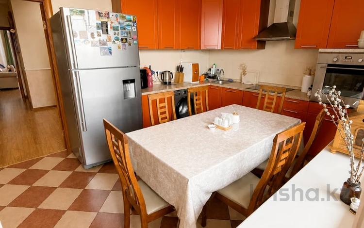 3-комнатная квартира · 125 м² · 13/15 этаж, Ходжанова за 122 млн ₸ в Алматы, Бостандыкский р-н — фото 16